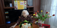 Губернатор Игорь Руденя поздравил со 100-летним юбилеем ветерана Великой Отечественной войны Нину Петровну Соловьёву - Лесной вестник